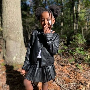 Girls Faux leather pleated skirt